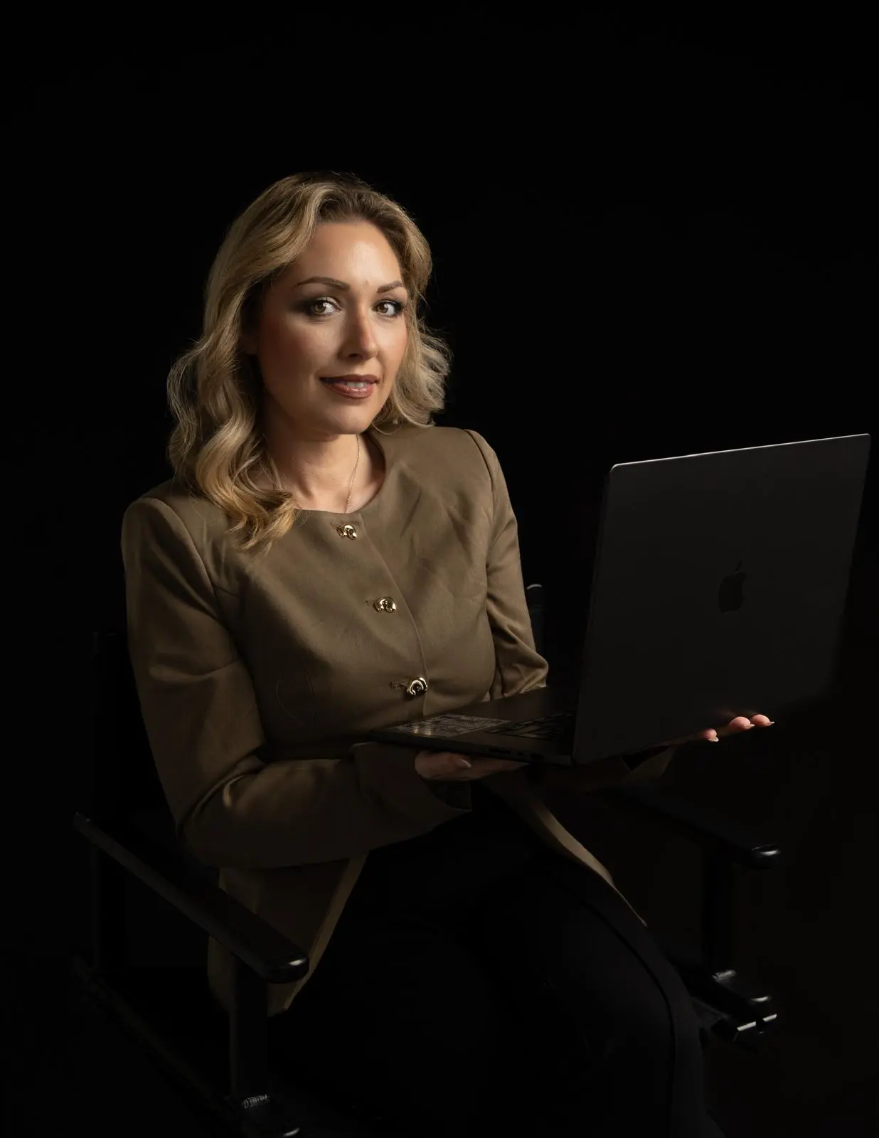 Becky Smith, Co-Founder of The Digital Wealth Collective